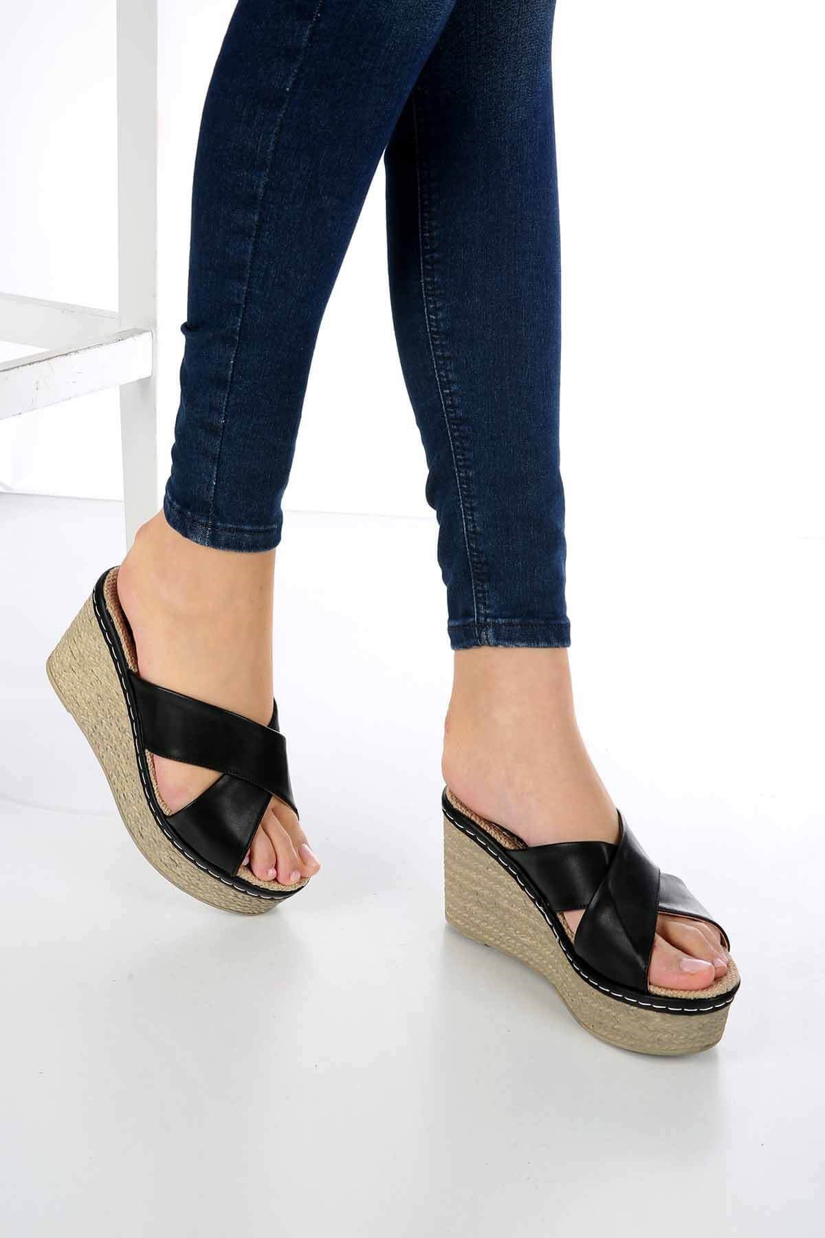 Bayan Terlik - 4480 SİYAH CİLT