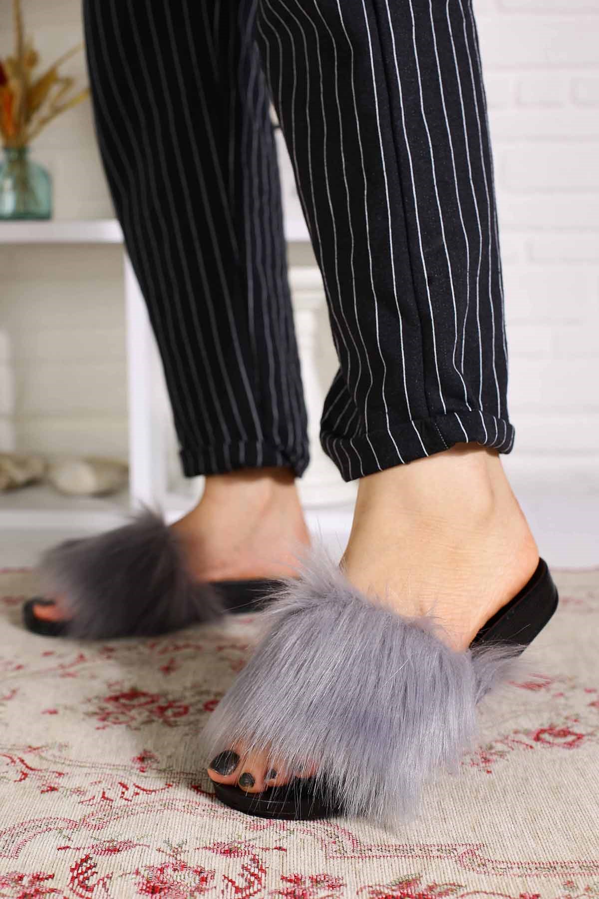 Bayan Tüylü Terlik - 2255 GRİ