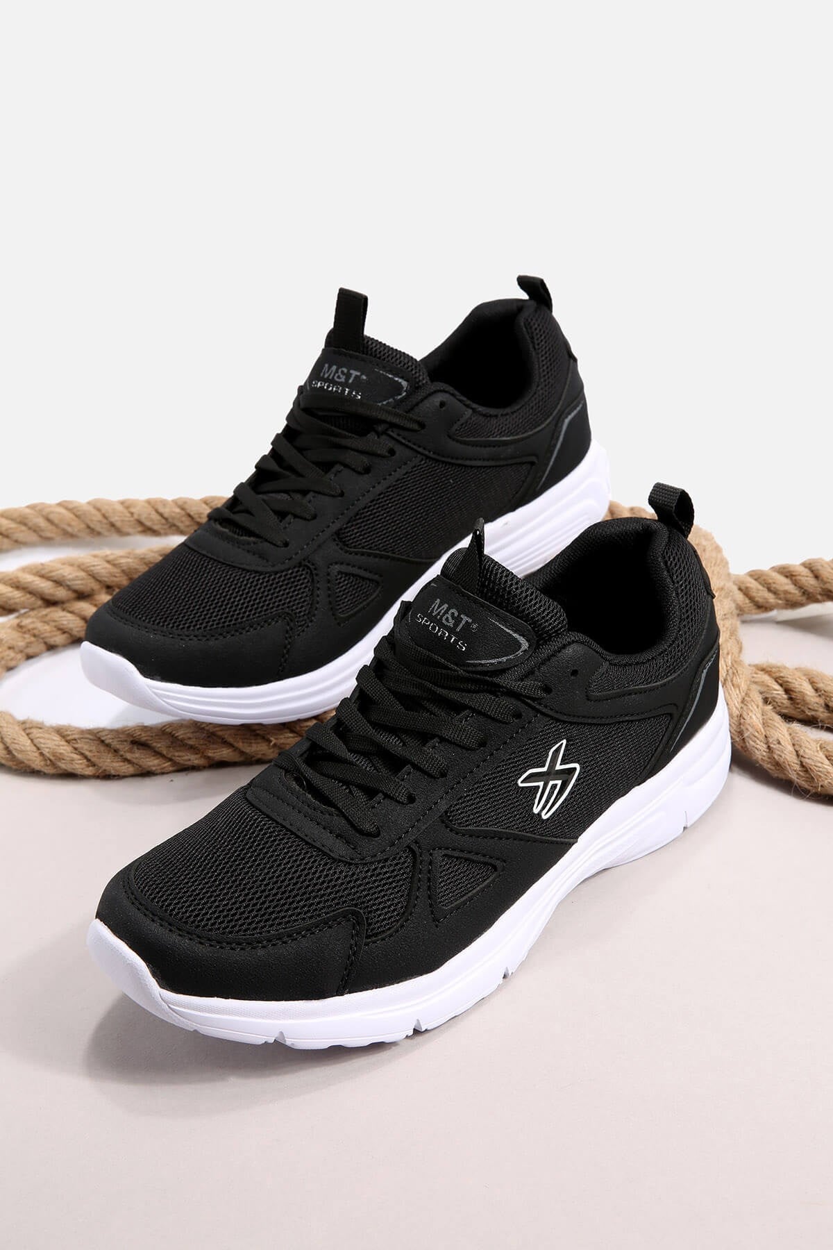 Erkek Anorak Spor Ayakkabı 45-47 SİYAH BEYAZ