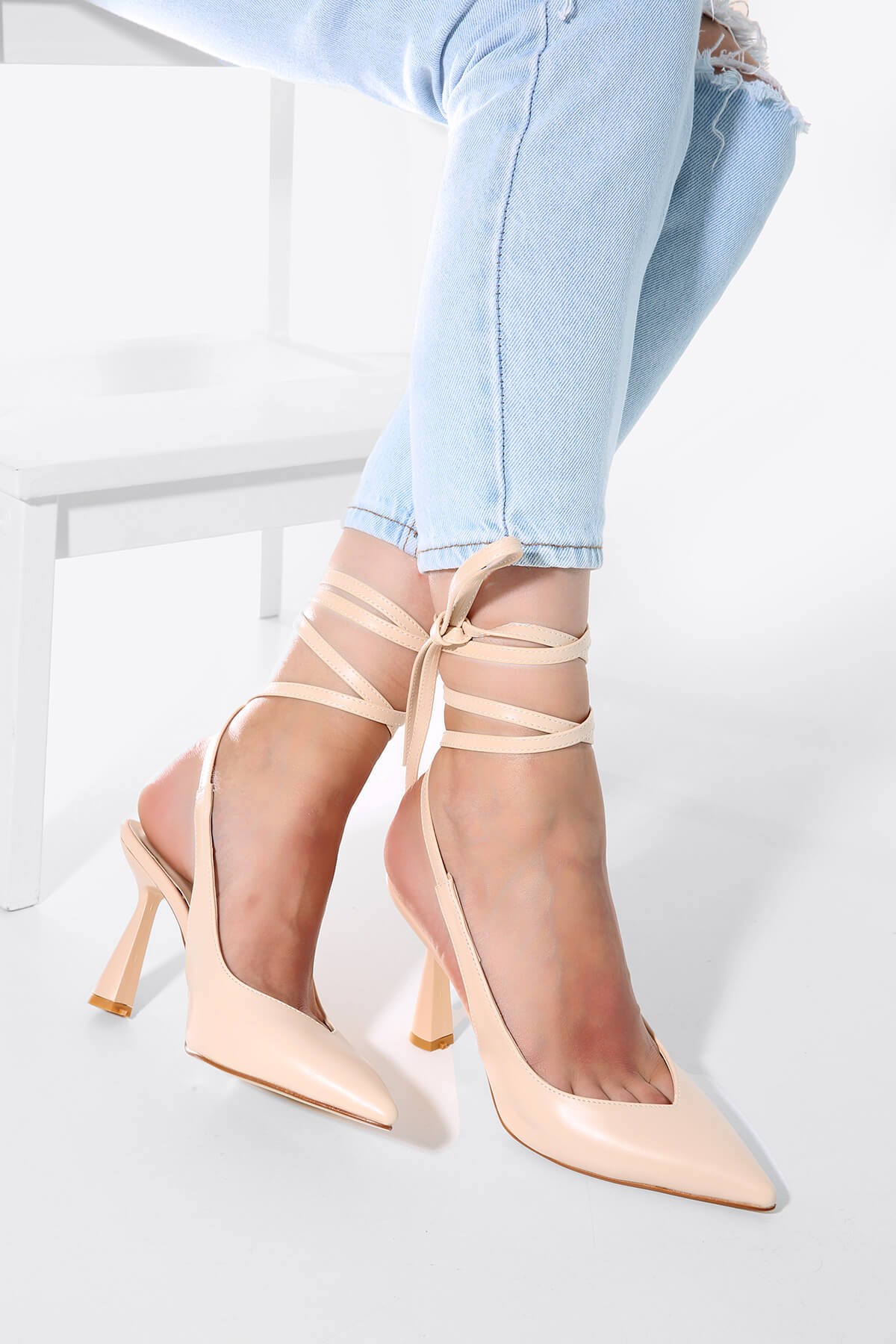 Kadın Bağlamalı Topuklu Sandalet TEN CİLT