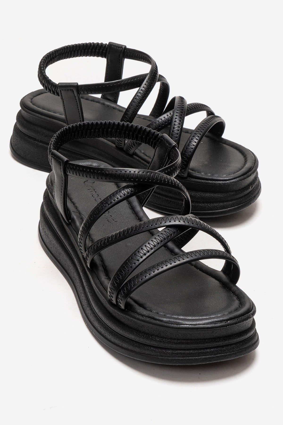 Kadın Çift Çapraz Biyeli Sandalet SİYAH