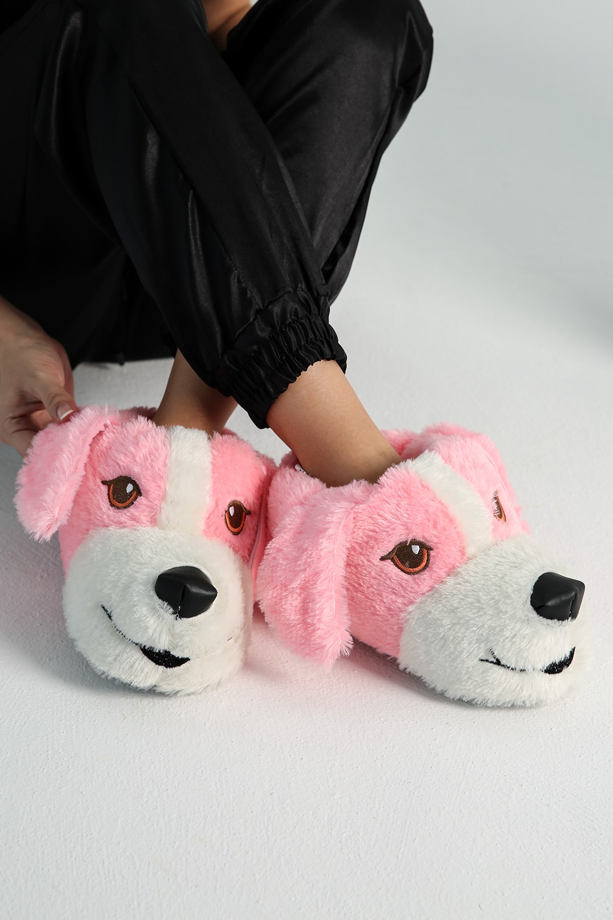 Kadın Köpekli Ev Pandufu PEMBE