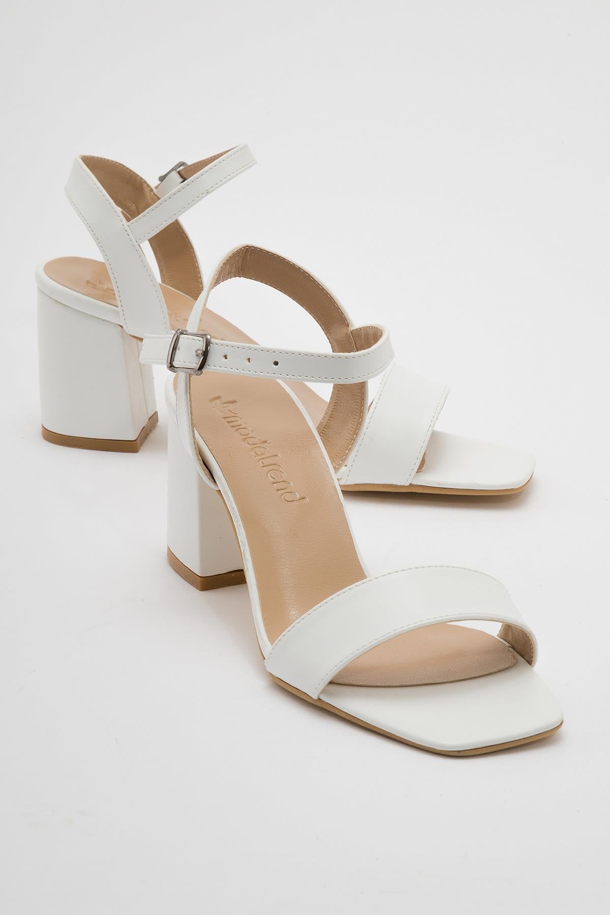 Kadın Sivri Burunlu Stiletto BEYAZ CİLT