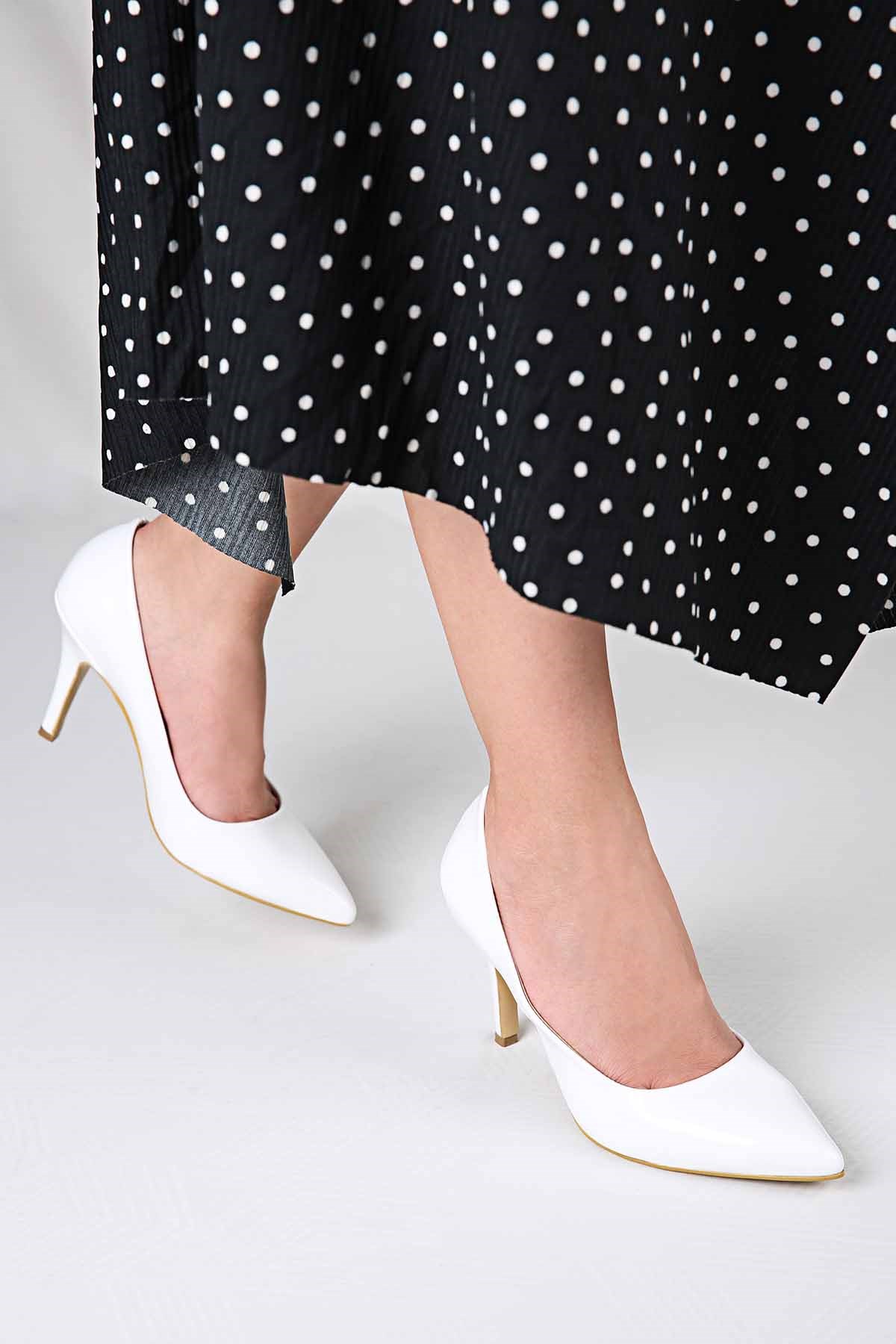Kadın Sivri Burunlu Stiletto BEYAZ RUGAN
