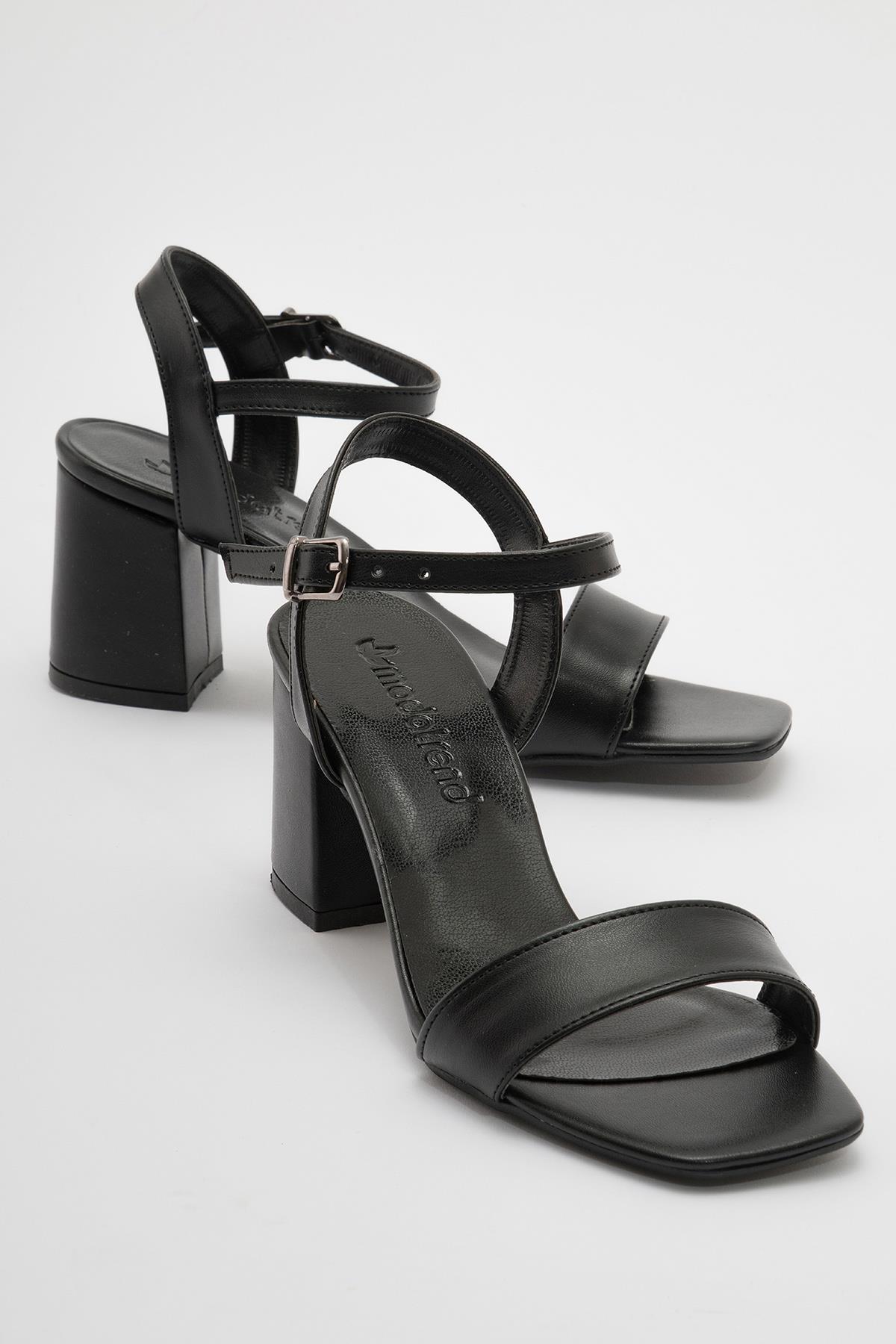 Kadın Sivri Burunlu Stiletto SİYAH CİLT