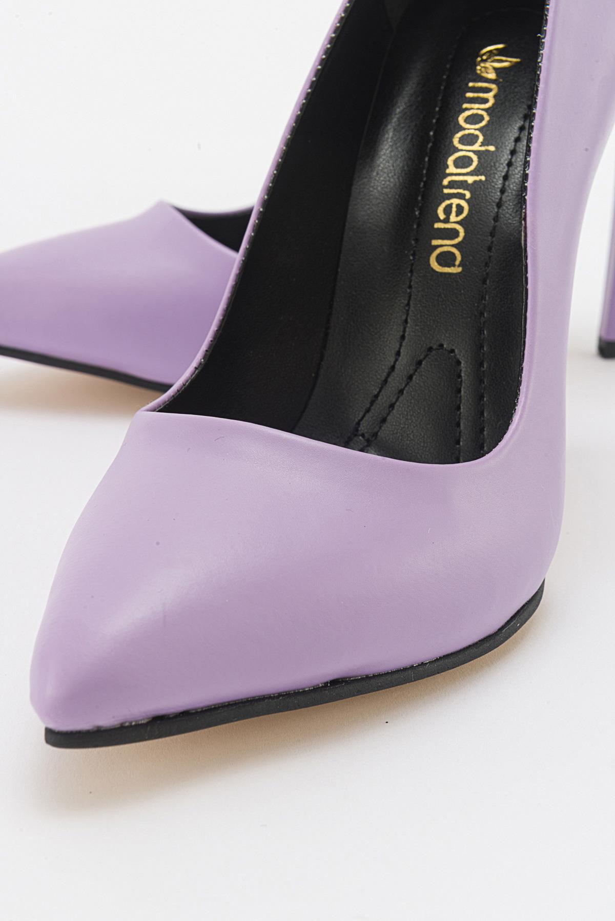Lila stiletto shop