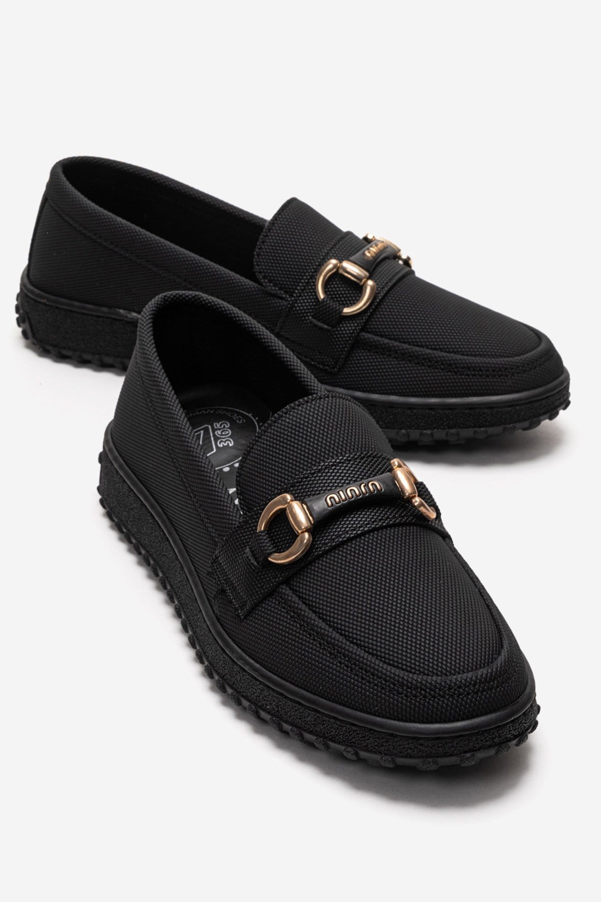 Kaydırmaz Kadın Tokalı Loafer Ayakkabı SİYAH KOT