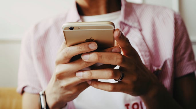 Her Şeyi Paylaşmak Zorunda Değil: İlişkide Dijital Sınırlar