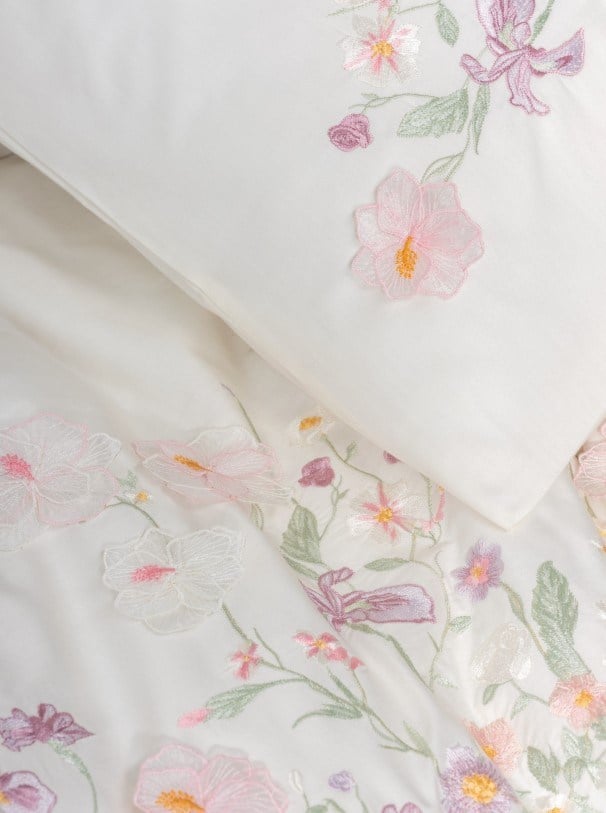 ND 3D Nakışlı Çift Kişilik Saten Nevresim Takımı Zephy Ekru