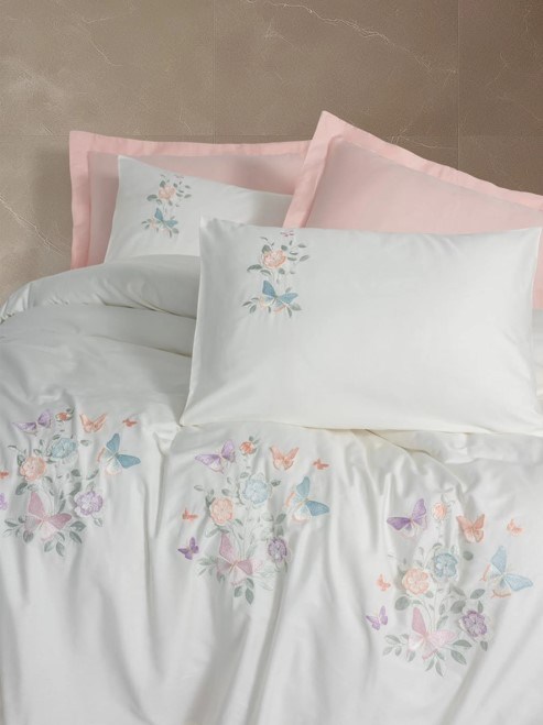 ND 3D Nakışlı Çift Kişilik Saten Nevresim Takımı Liva Pudra