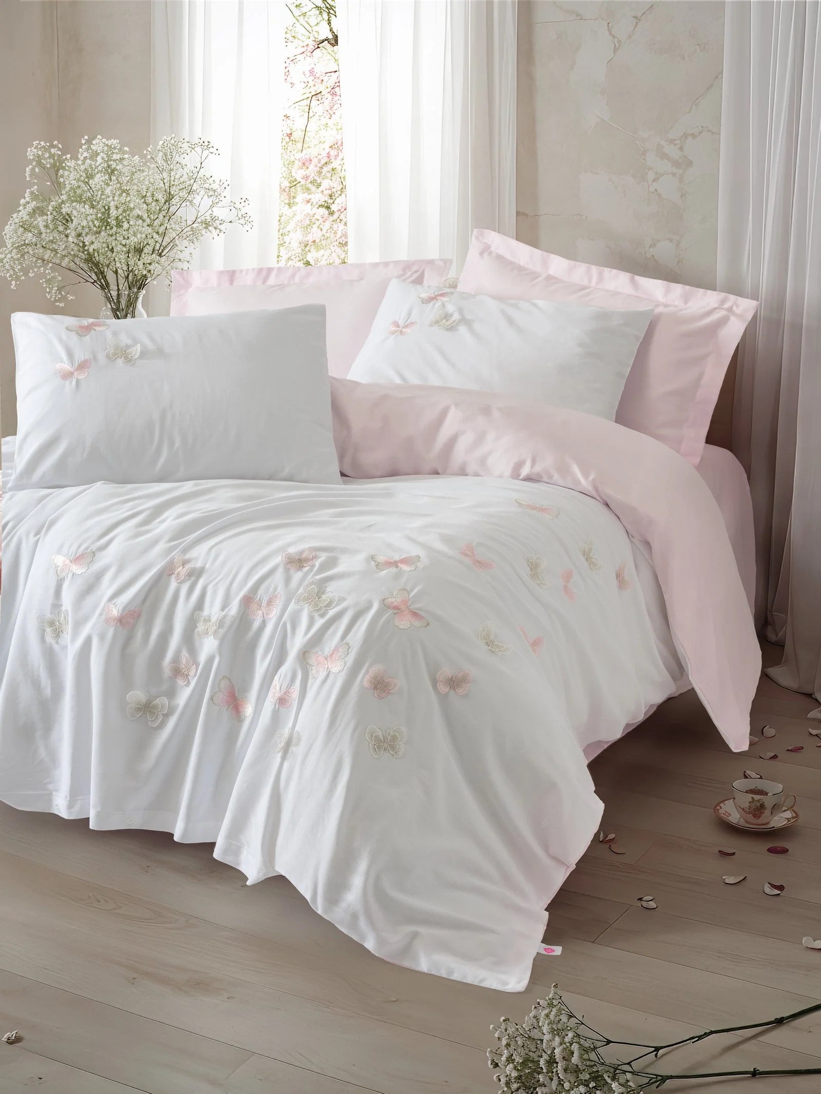 Cotton Box 3D Nakışlı Çift Kişilik Saten Nevresim Takımı Charming Pudra