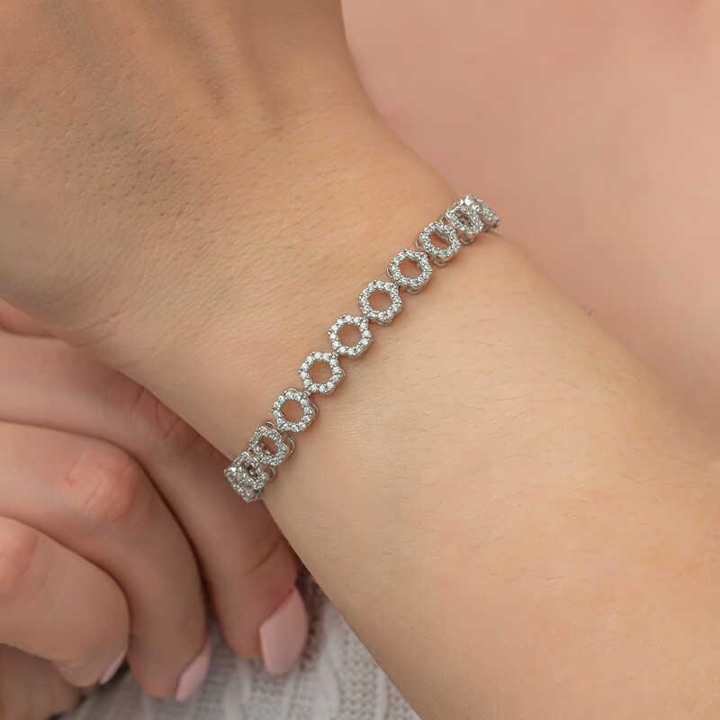 Hk Gümüş Kadın Bileklik Çember Beyaz Taşlı Su Yolu |Gümüş Takı Hediyelik Ürünler