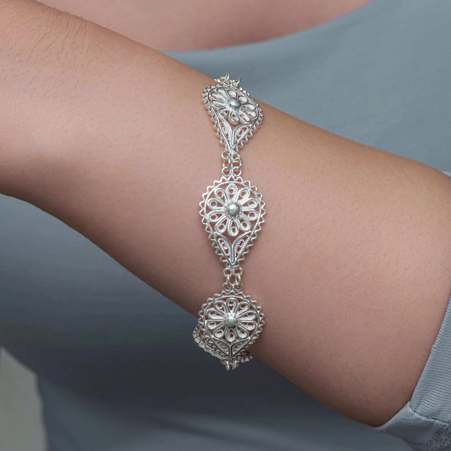 Hk Gümüş Kadın Bileklik Damla Papatya Telkari|Gümüş Takı Hediyelik Ürünler