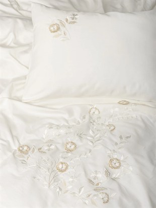 ND 3D Nakışlı Çift Kişilik Saten Nevresim Takımı Gilded Ekru