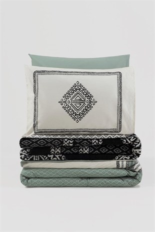 ND Çift Kişilik Battaniyeli Nevresim Takımı Hardy Yeşil