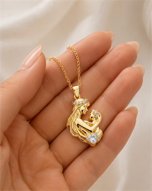 Hk Gümüş Anne Bebek Figürlü Kalp Taşlı Gold Kolye | Gümüş Takı Hediyelik Ürünler