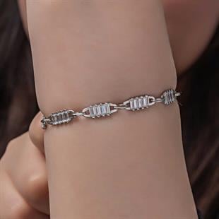 Hk Gümüş Kadın Bileklik Baget Taşlı |Gümüş Takı Hediyelik Ürünler