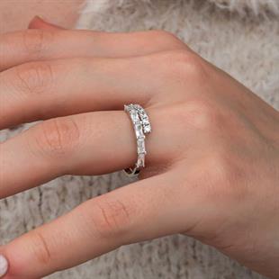 Gümüş Baget Taşlı Yarımtur Kadın Yüzük