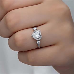 Hk Gümüş Kadın Yüzük Beyaz Taşlı Kalpli |Gümüş Takı Hediyelik Ürünler