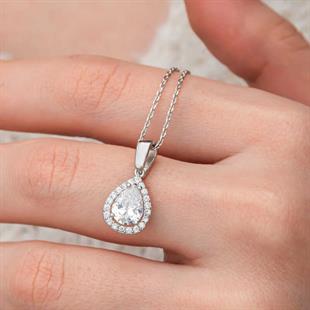 Gümüş Damla Beyaz Zirkon Taşlı Kadın Kolye