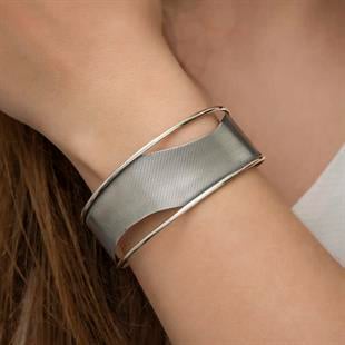 Hk Gümüş Kadın Bilezik Eskitme Desenli |Gümüş Takı Hediyelik Ürünler