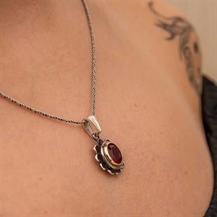 Hk Gümüş Kadın Kolye Kırmızı Taşlı Çiçek Model |Gümüş Takı Hediyelik Ürünler