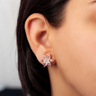 Hk Gümüş Rose Beyaz Lotus Çiçeği Çivili Kadın Küpe | Gümüş Takı Hediyelik Ürünler
