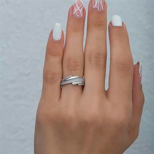 Gümüş Zirkon Taşlı Bayan Yüzük