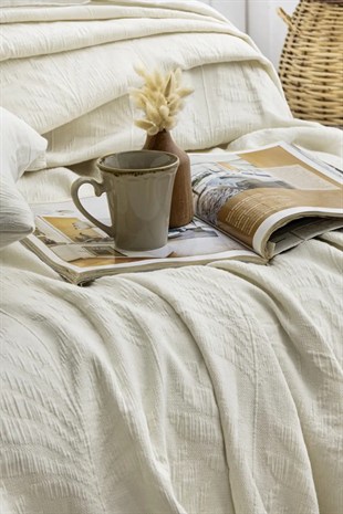 Şaheser Home Collection Yatak Örtüsü Çift Kişilik Silvia Krem