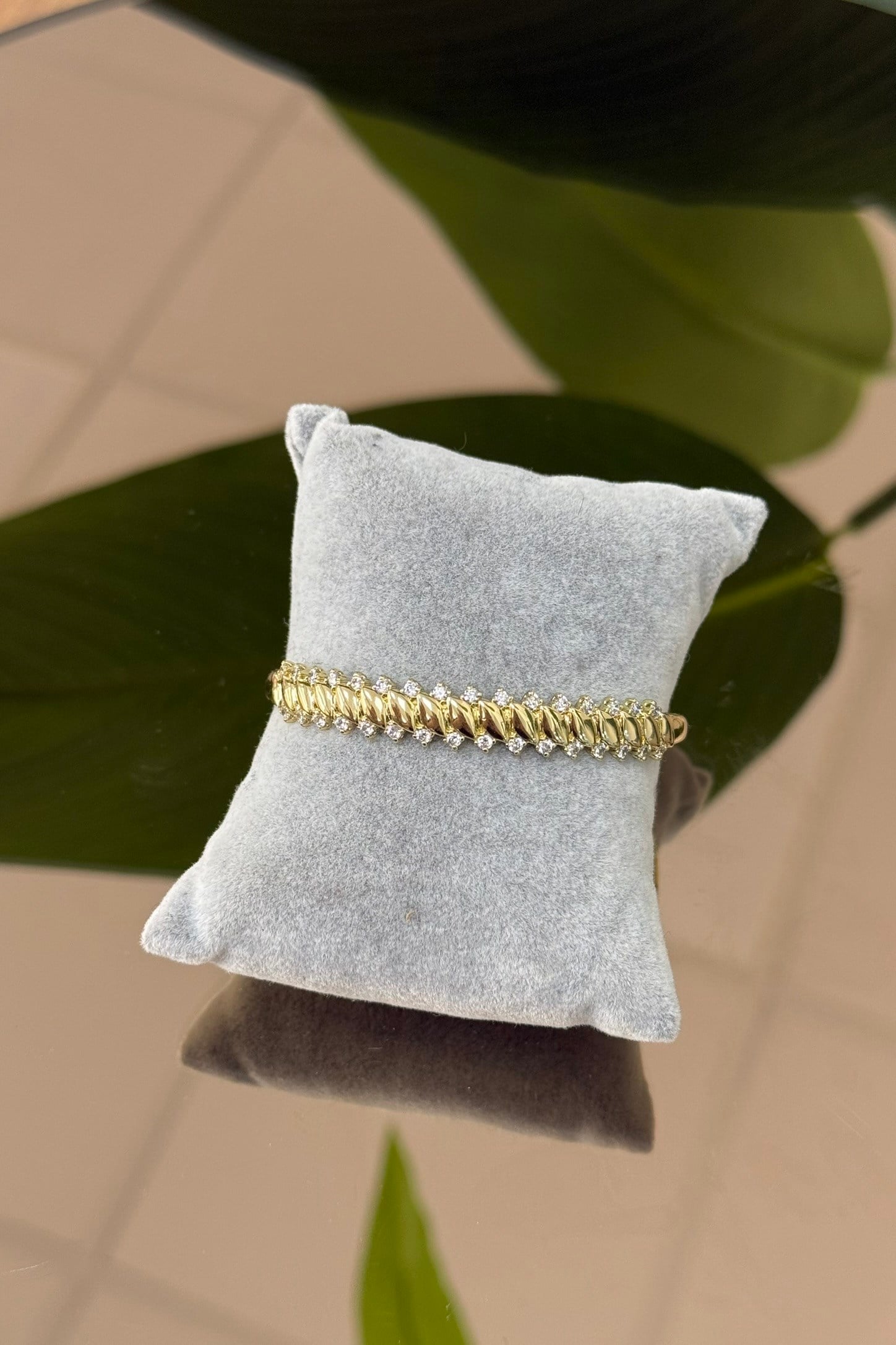 Kelepçe Bileklik BL003308 - Gold