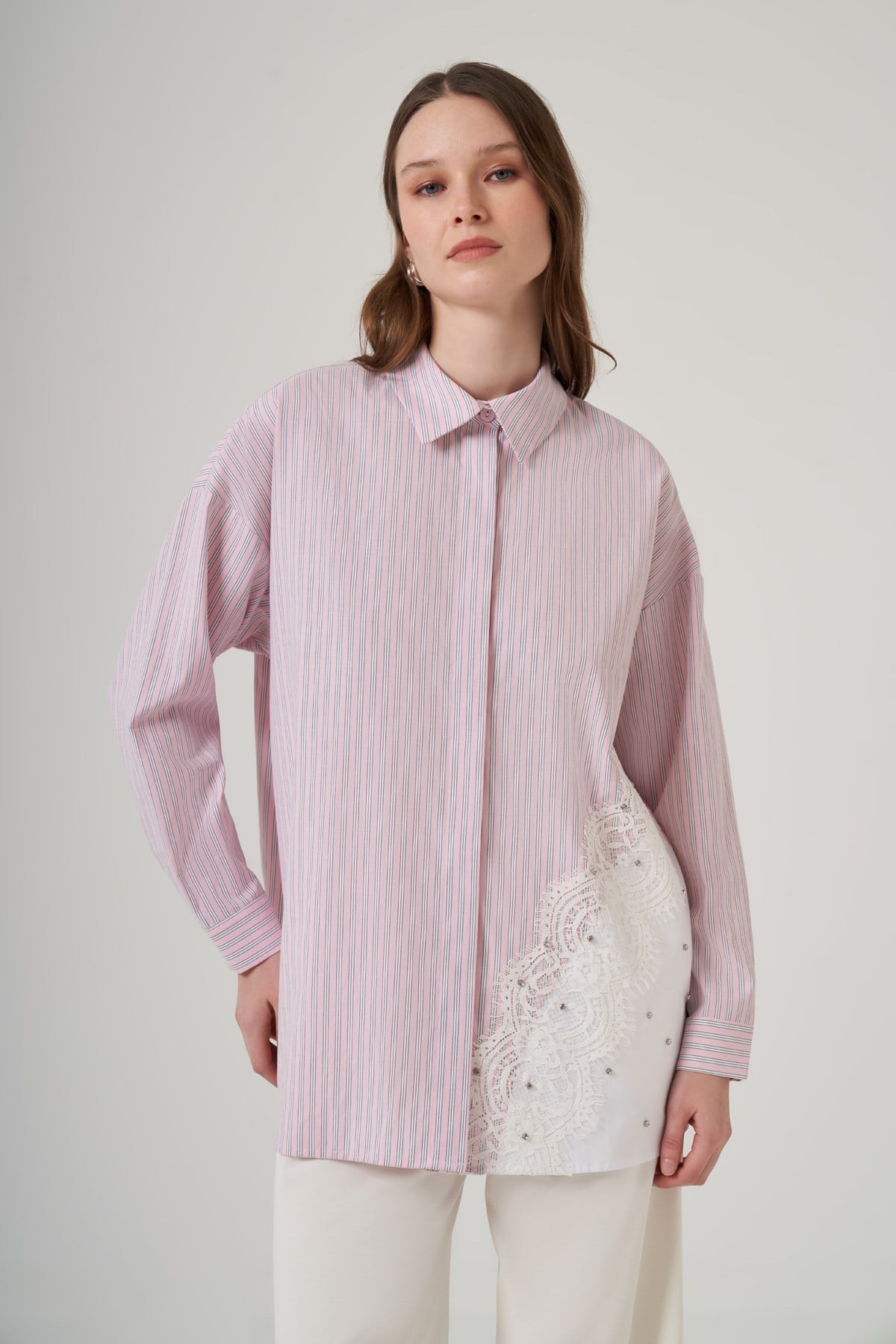 Nuss 3007 Dantel Detay Düğmeil Tunik - Pembe