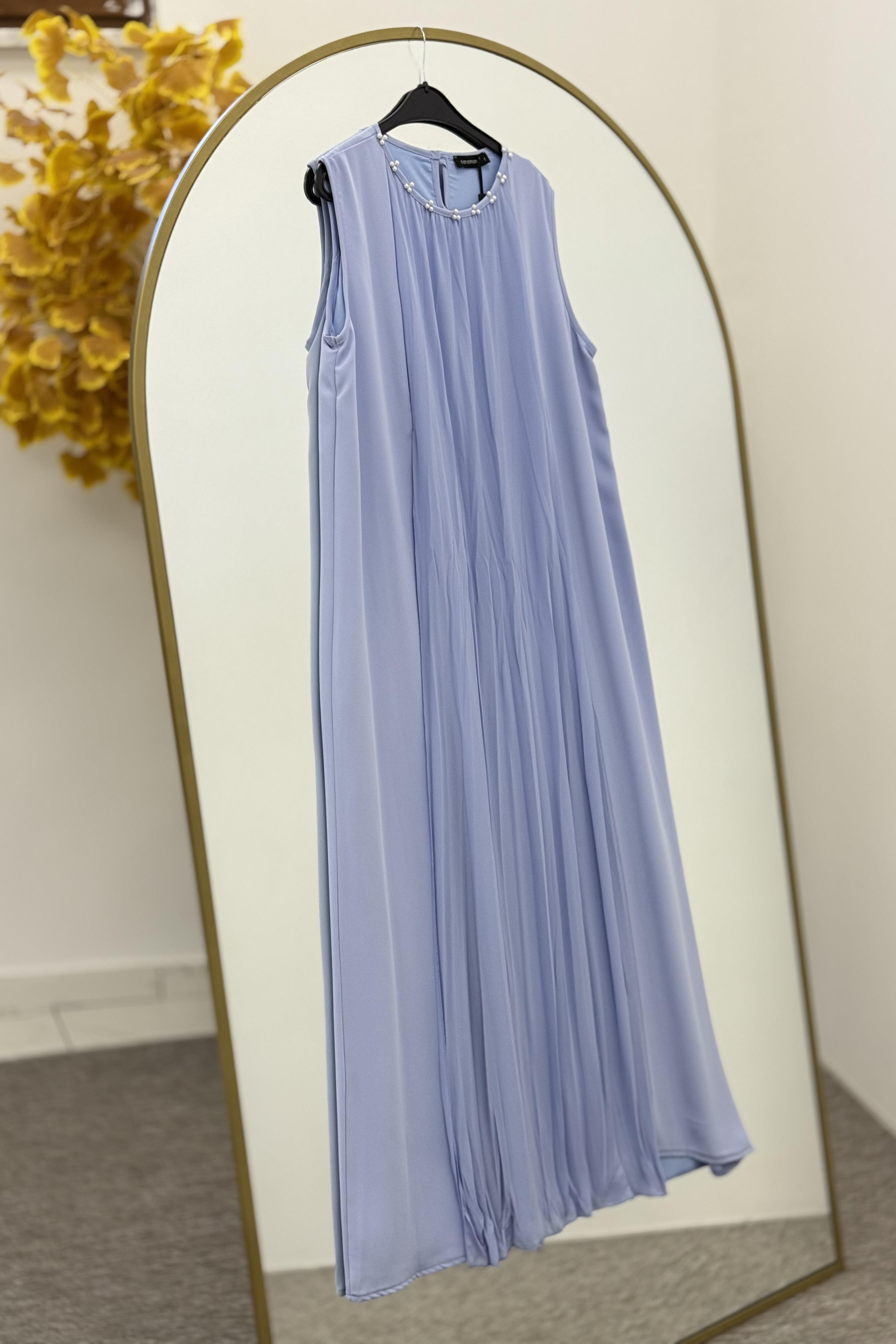 Ceremony S-5708 Yakası İnci Detay Kolsuz Vien Elbise - Leylak