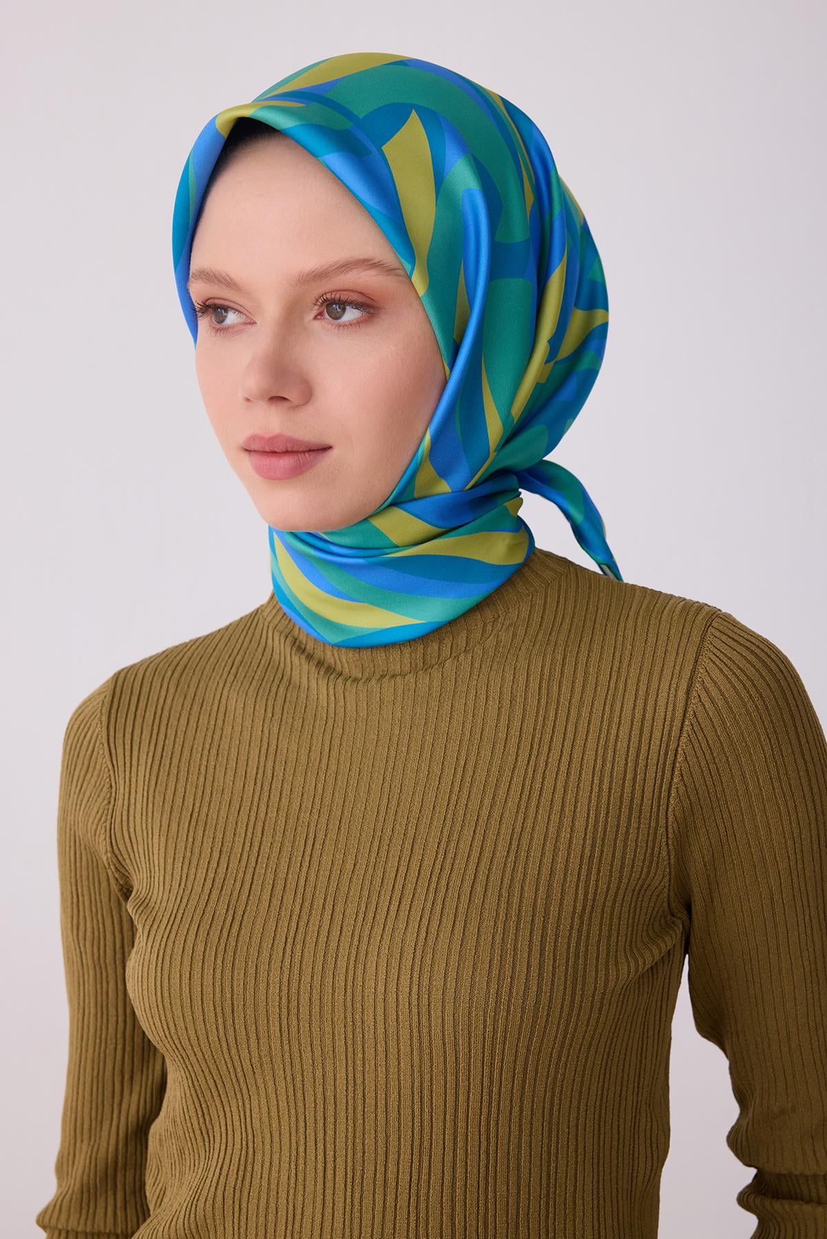 Belli Saf Twill İpek Eşarp 4327D (T) - Yağ Yeşili