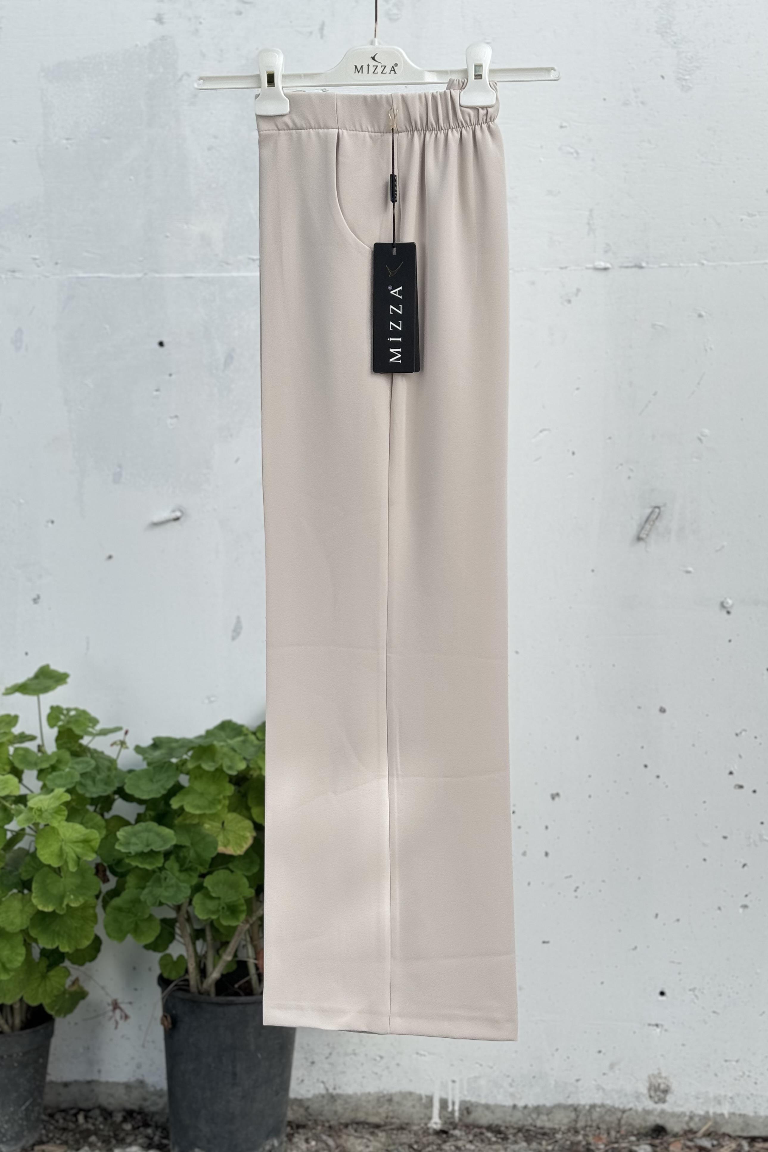 MİZZA Boru Paça Beli Lastikli Kumaş Pantolon 1011 - Bej Boru Paça Beli Lastikli Kumaş Pantolon 1011 - Bej - Bilen Giyim Pantolon 