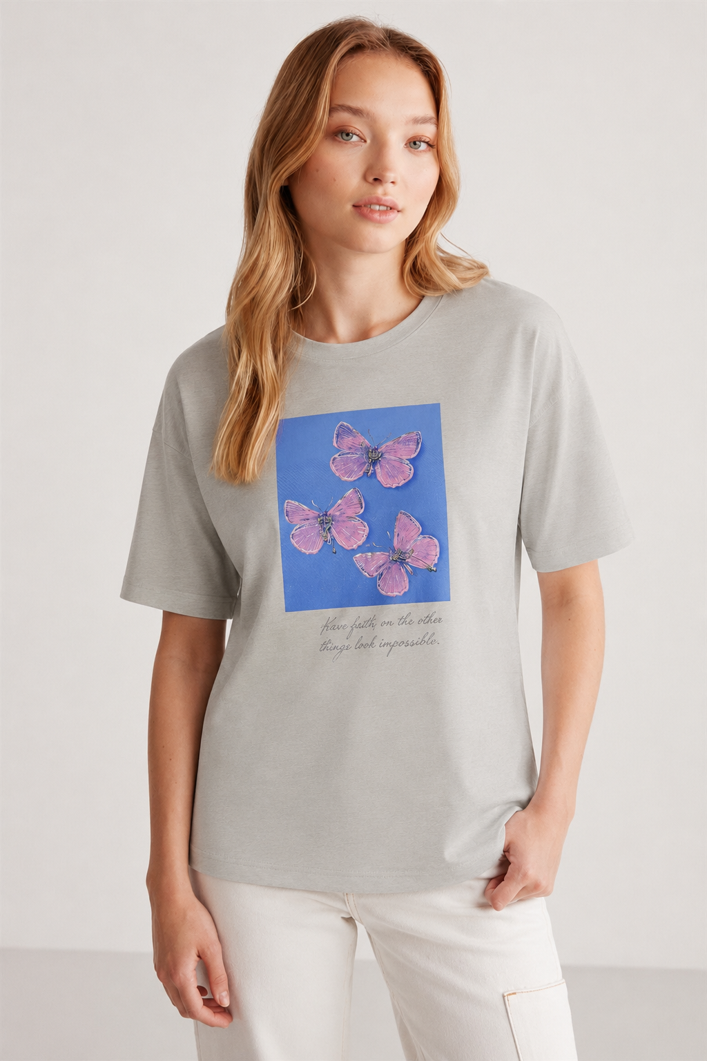 Üç Kelebek Baskılı Tshirt 2657 - Gri