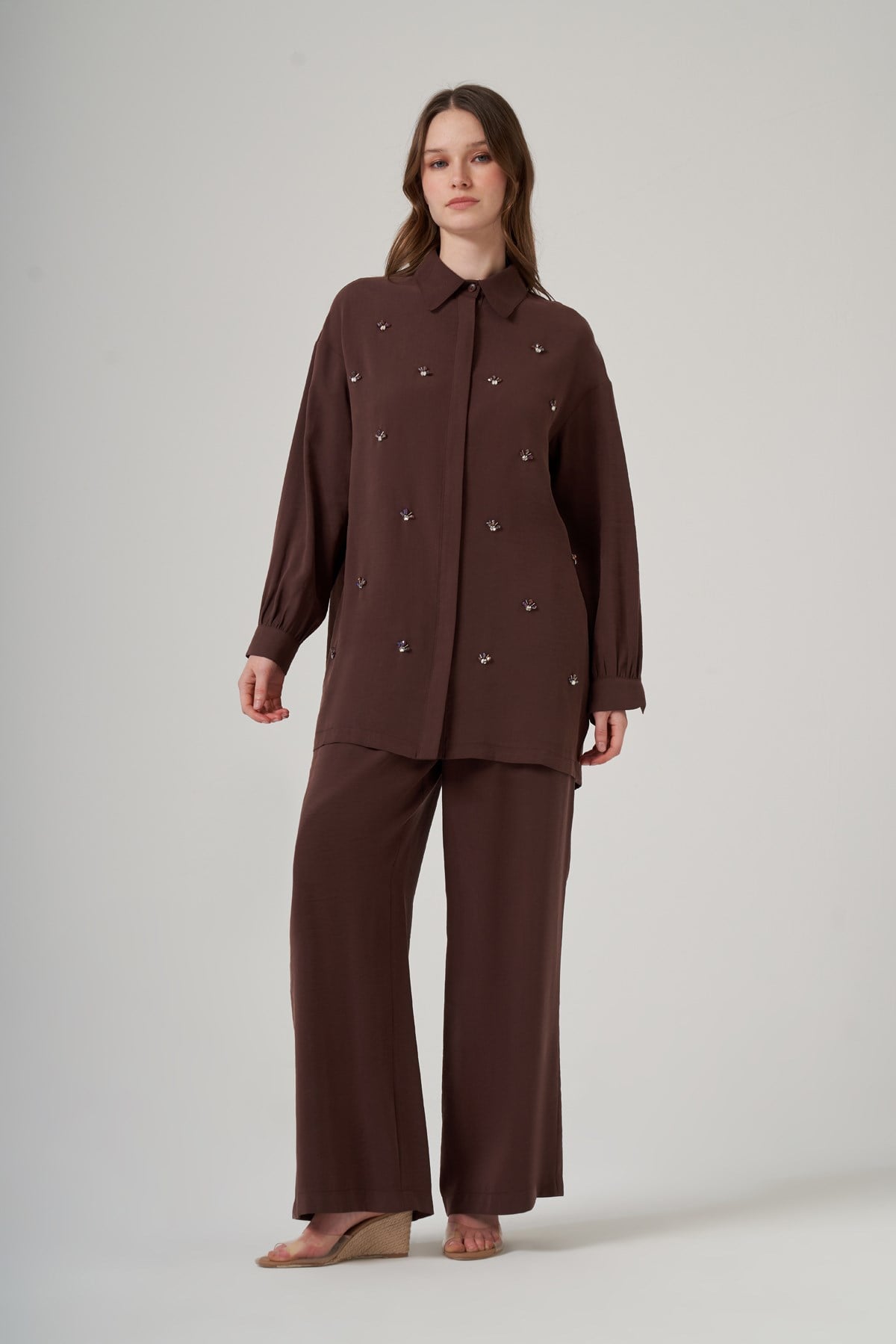 Nuss 1064 Taş İşlemeli Pantolonlu Takım - Kahve