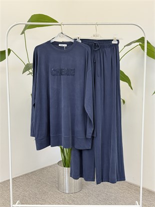 Pullu Nakış Detaylı Pantolonlu Takım 0037999 Lacivert