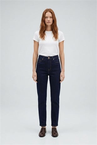 Dikişsiz Paça Mom Fit Kot Pantolon 764 Slaplı Lacivert