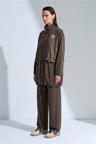 Bir Yanı Yıldız İşlemeli Pantolonlu Takım 1613 Browni
