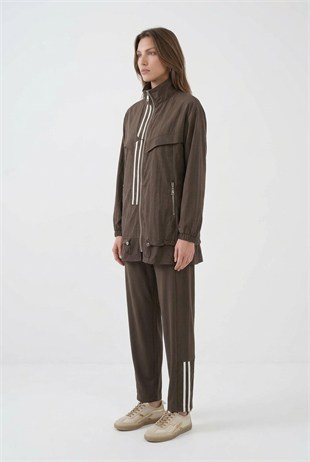 Şerit Geçiş Detaylı Pantolonlu Takım 1627 Browni