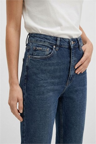 Dikişsiz Paça Mom Fit Kot Pantolon 764 Koyu Mavi Kot