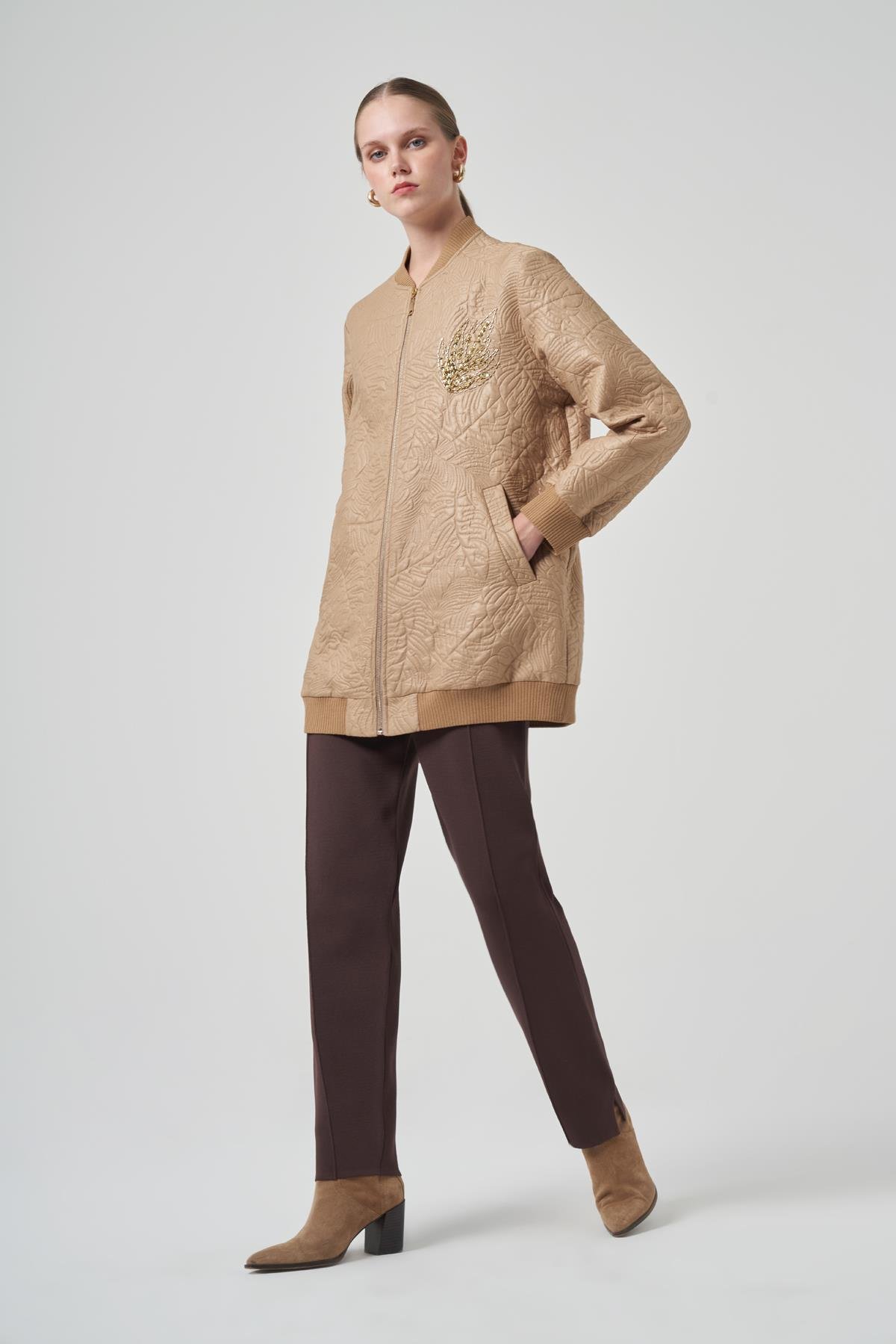 Nuss 6013 Yaka Boncuk İşlemeli Kap - Camel