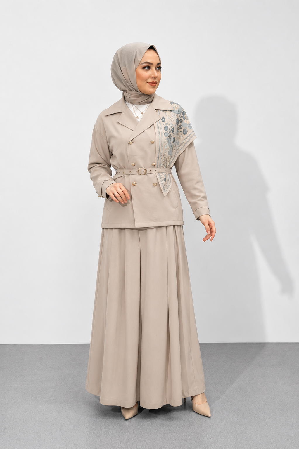 Yaka Şal Detay Bol Paça Pantolonlu Takım 1563 - Bej