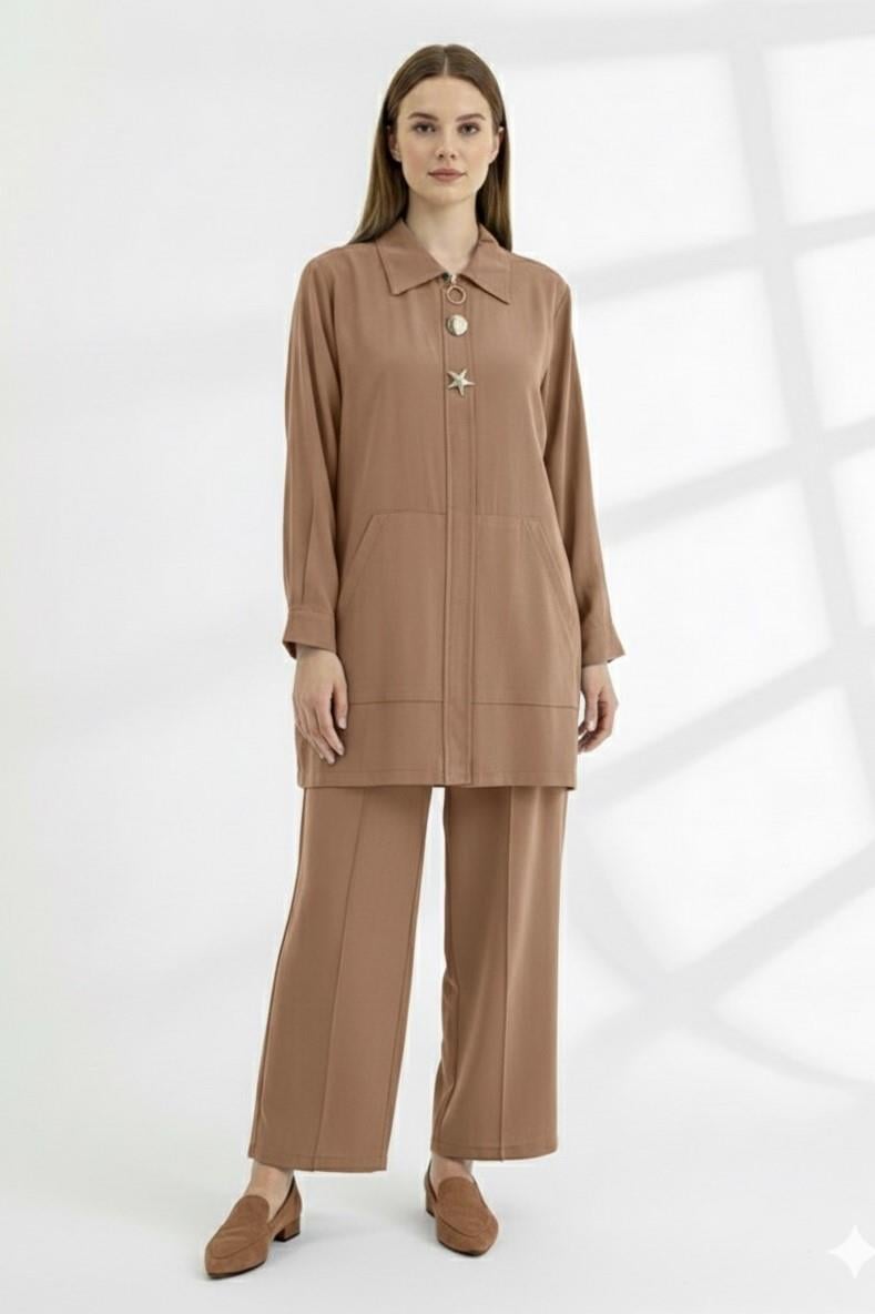 Kanguru Cep Yıldız Düğme Detaylı Pantolonlu Takım 1304 - Camel