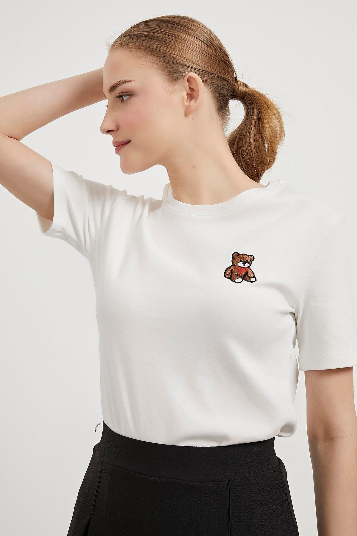 Armalife 3183 Ayıcık Nakışlı Bis Yaka T-Shirt - Ekru