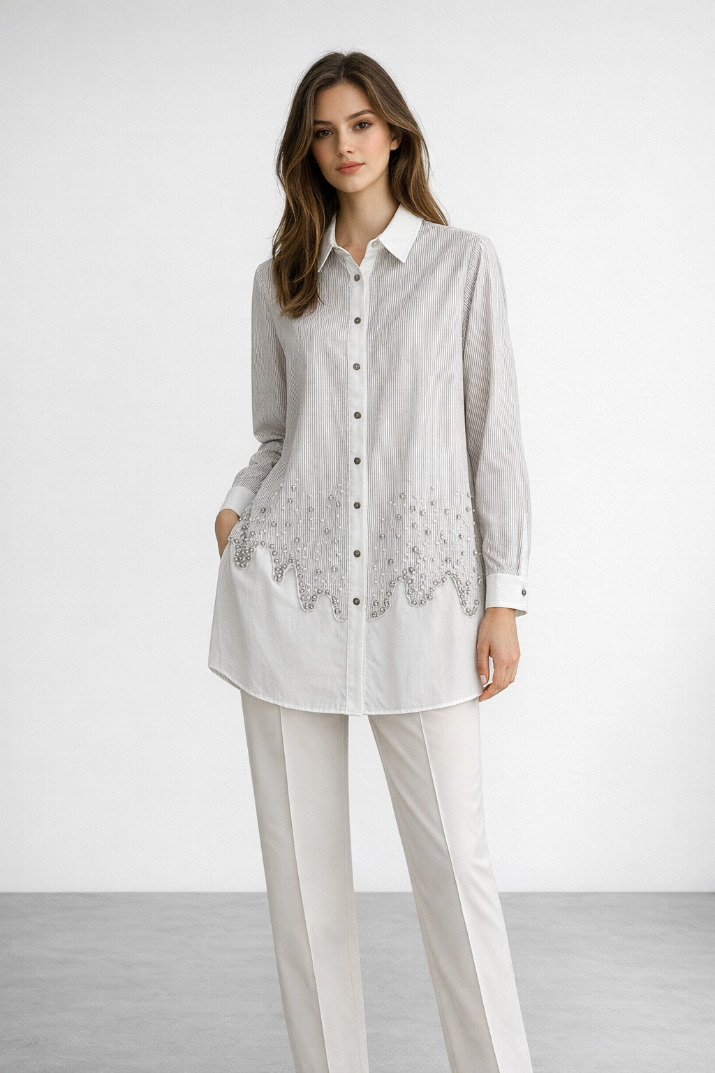 Fuat Gürşen 5304 Oval Kesim Taş İşlemeli Tunik - Bej