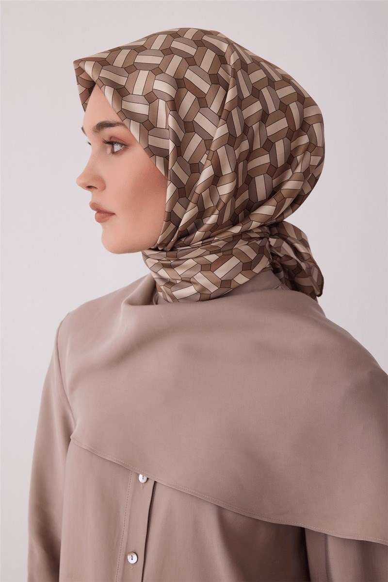 Belli 4407 Labirent Kareler Geometrik %100 Twill İpek Eşarp - Taş Eşarp BELLI 