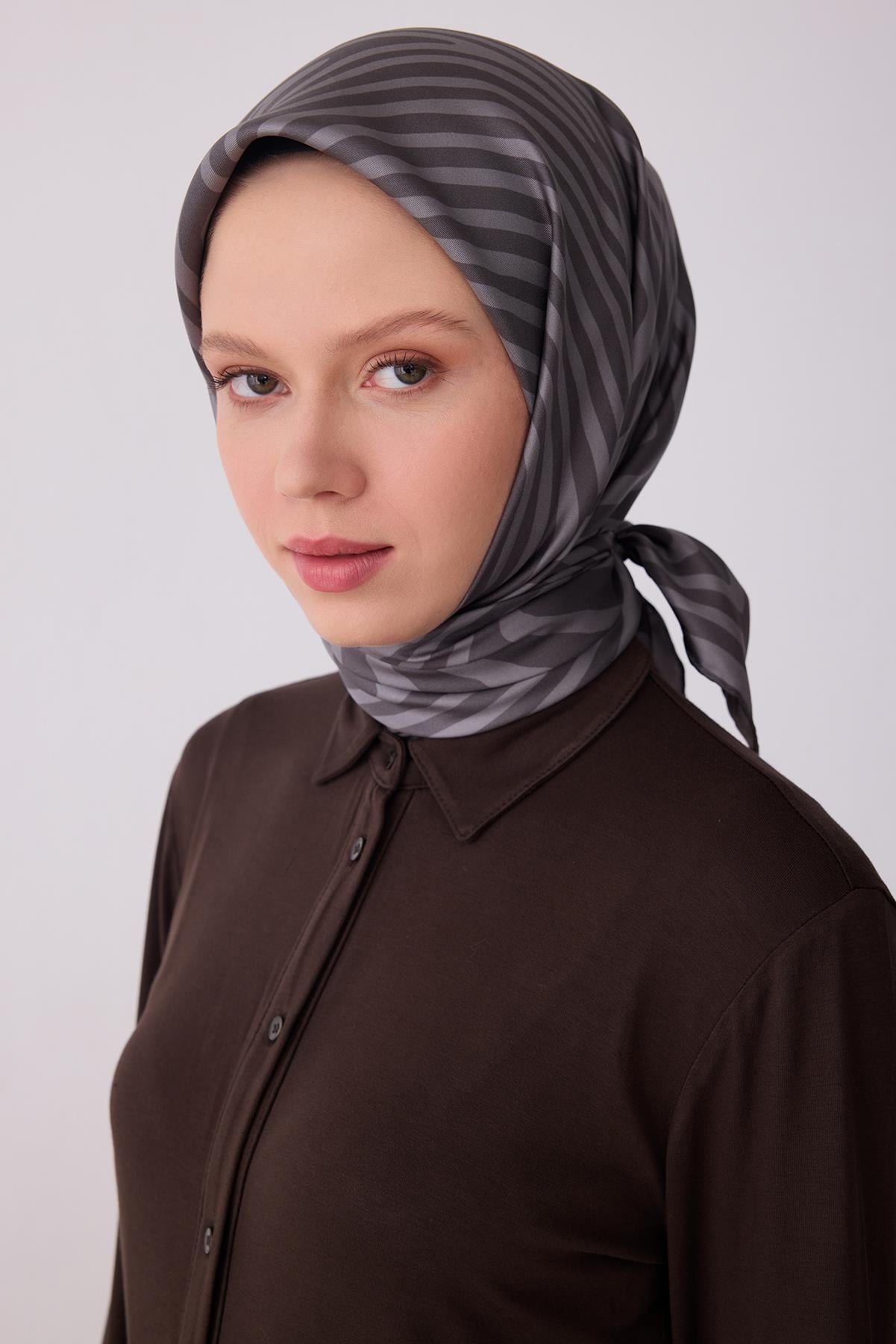 Belli Saf Twill İpek Eşarp 4325D (T) - Duman