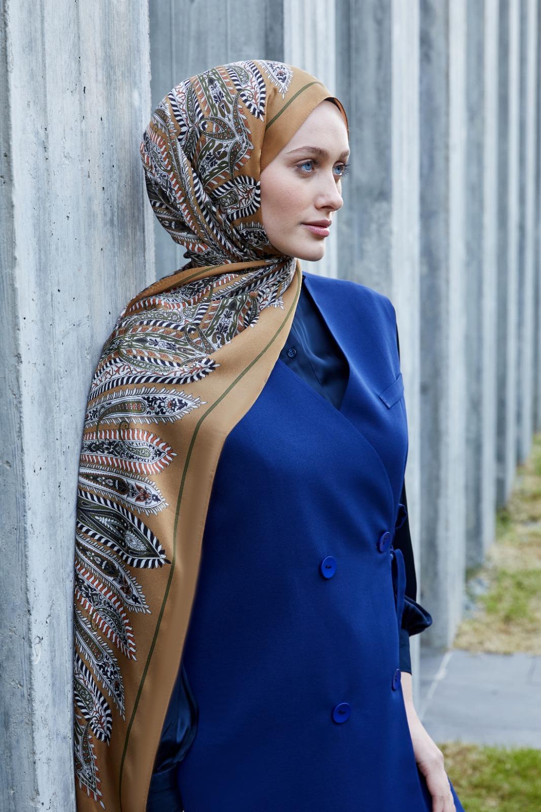 Luven 11855 Luven Sara Hint İpeği Şal - Safran