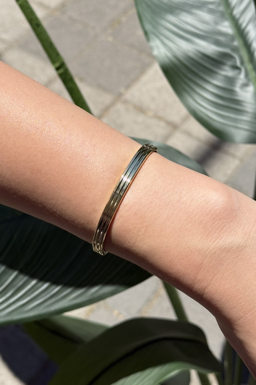 Kelepçe Bileklik BL003365 - Gold